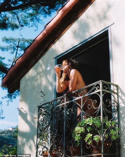 halle berry on her balcony|Halle Berry Drinking Wine While Naked on Her。